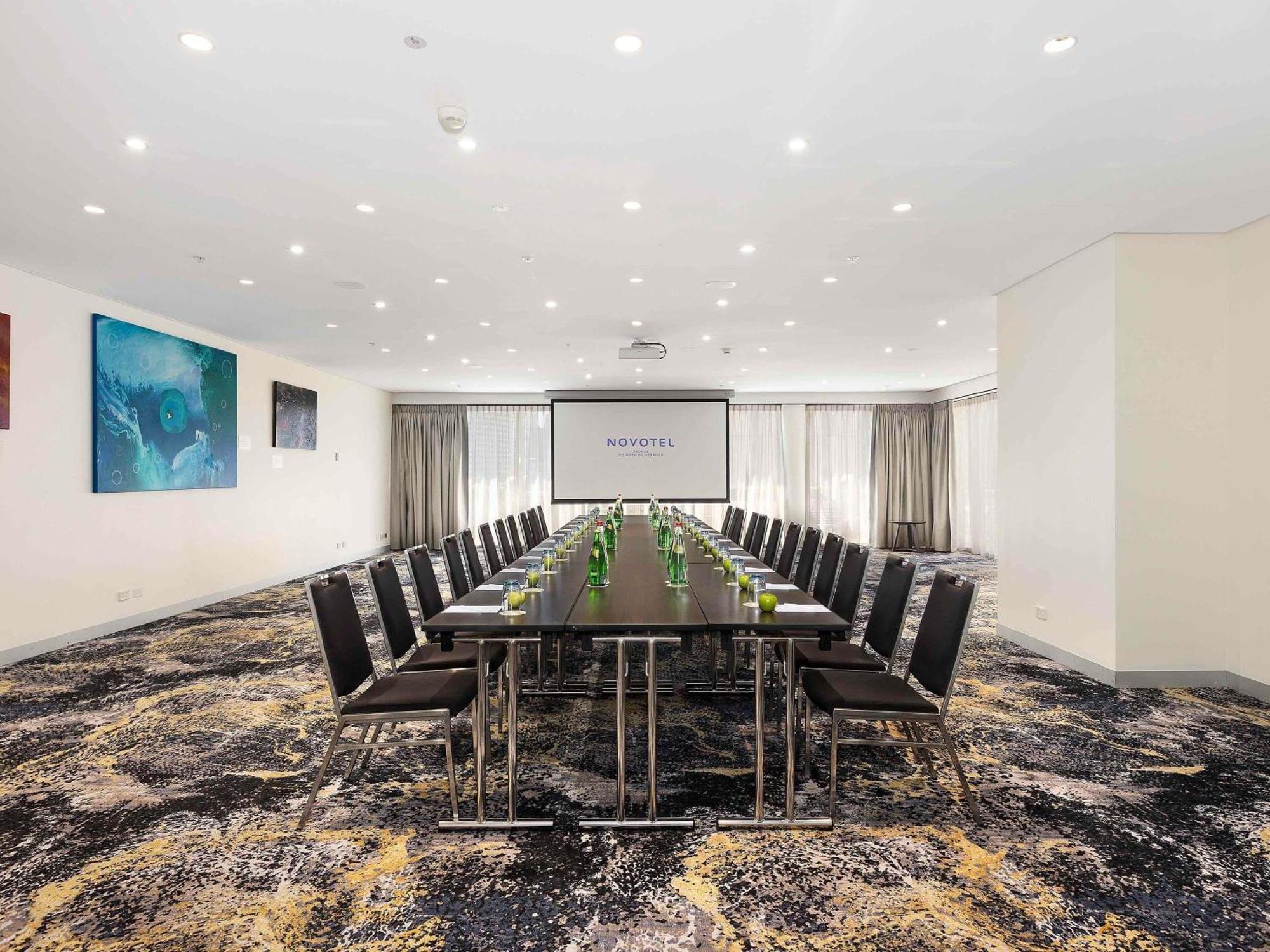Novotel Darling Harbour Hotel Sydney